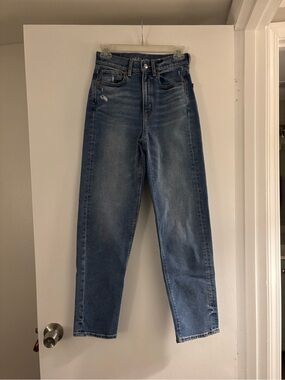 NWOT American Eagle Outfitters High-Rise Jeans